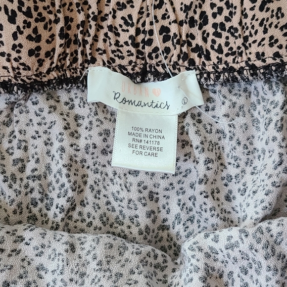 Skort - Picture 3 of 3